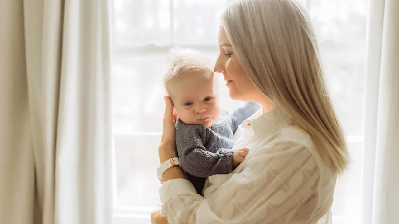 Chá de melissa para bebê de 1 ano