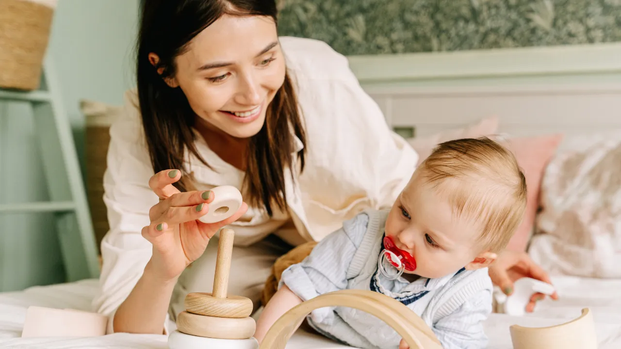 Chá de melissa para bebê de 2 anos