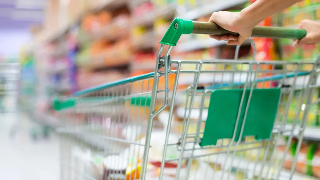 Até que horas fica aberto o supermercado aqui perto Até que horas fica aberto o supermercado aqui perto