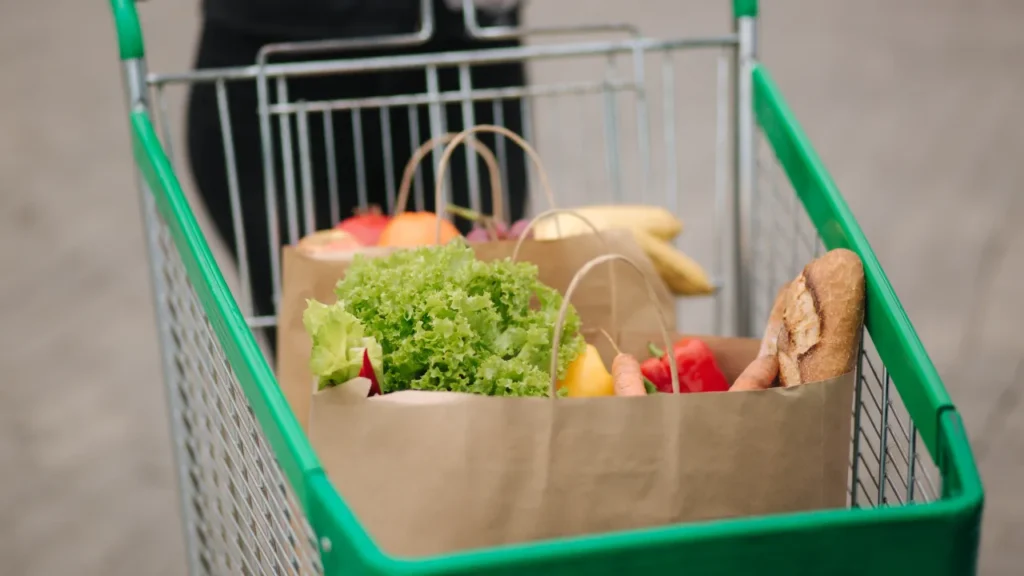 Que horas o supermercado mais próximo fecha Que horas o supermercado mais próximo fecha